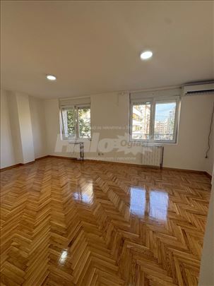 Crveni krst,Vracar,66m2