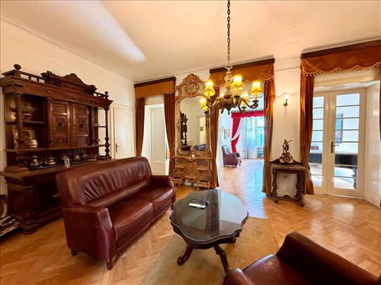Dečanska|125 m²|salonski poslovni prostor u centru