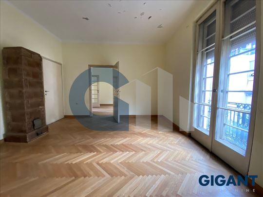 Krunski venac, 90m2, II, kaljeva peć