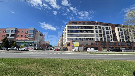 Troiposoban stan Partizanske avijacije br 10, 82m2