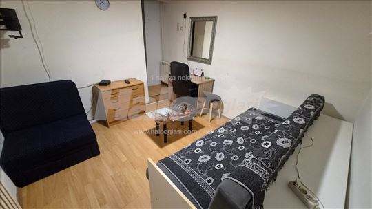 Zemun, Kalvarija, Garsonjera 25 m2