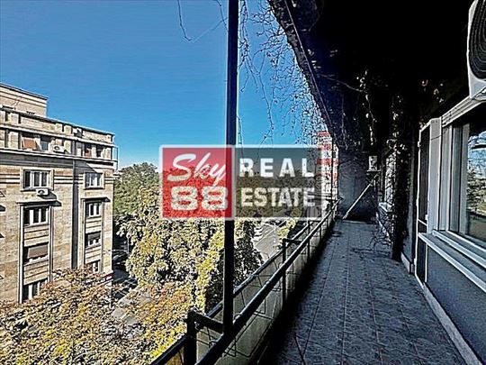 4,0 Vracar , Krunska , neposredna blizina Skupštin