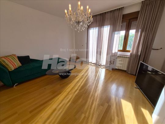 Ace Joksimovića, 4.0 100m2 Duplex