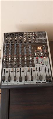 Behringer Xenyx X1204USB