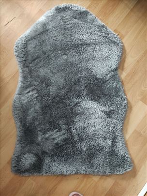 Krznena kozna prostirka Ikea -komad