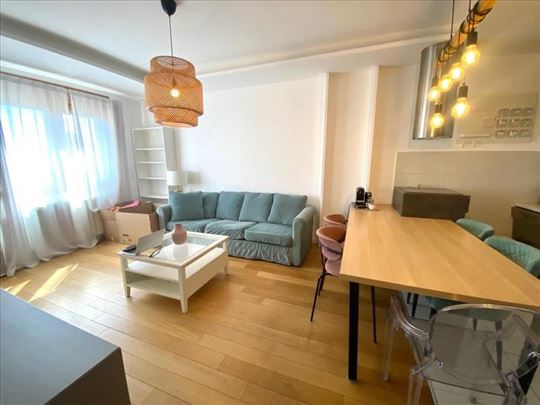 Novi Beograd - A Blok-Trosoban-Garaža ID#3357