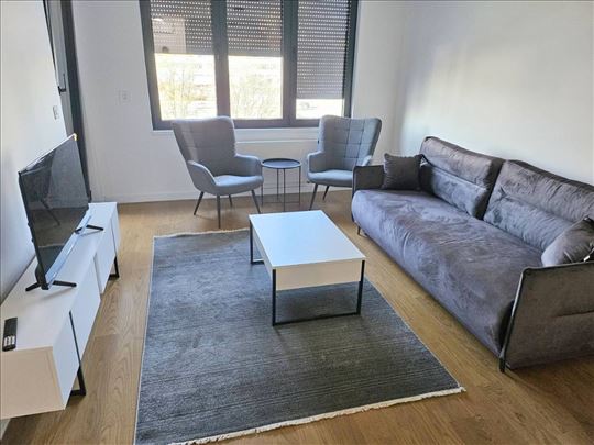 Novi Beograd, nov stan sa garažom