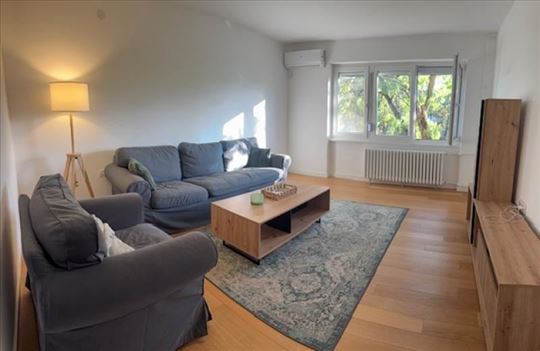 Novi Beograd-Paviljoni-62m2-Renoviran-Uknjižen ID#