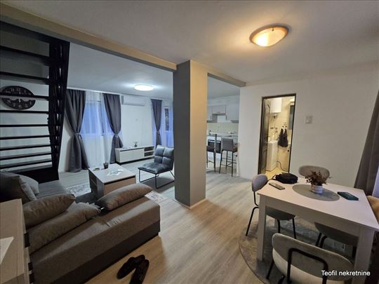Olimp, 3.0 duplex, renoviran i kompletno namešten