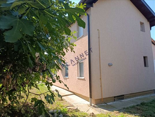Hitna prodaja / odlično stanje uknjižena/ snižena
