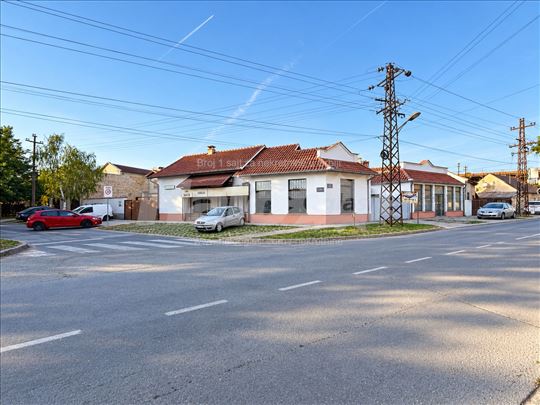 Poslovni prostor 90 m², parking, dvorište, Telep