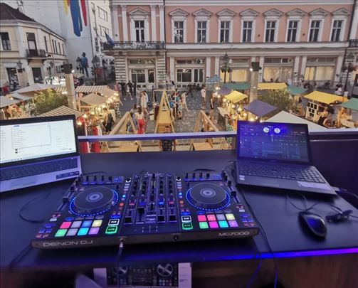 Prodajem kontroler DENON MC 7000