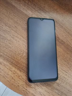Prodajem mobilni samsung galaxy A13