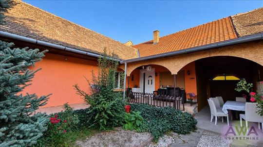 Sombor, Mz Crvenka – renovirana kuća, plac 749 m²
