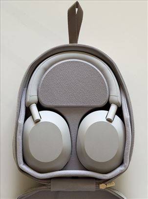 Sony WH-1000XM5 bežične slušalice, pun komplet