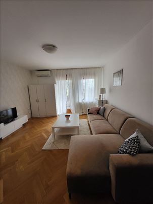 Vračar Hram, pet friendly