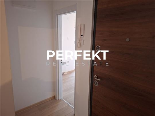 Centar, trosoban, 87m2, III, lift