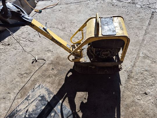 Iznajmljivanje vibro ploče/žabe BOMAG