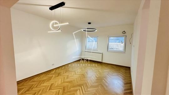 Renoviran, odličan za poslovni prostor ID#1666911