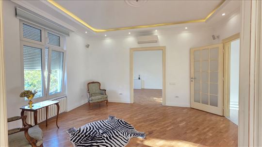 Centar- luksuzan 3.0 salonac kod Tašmajdana