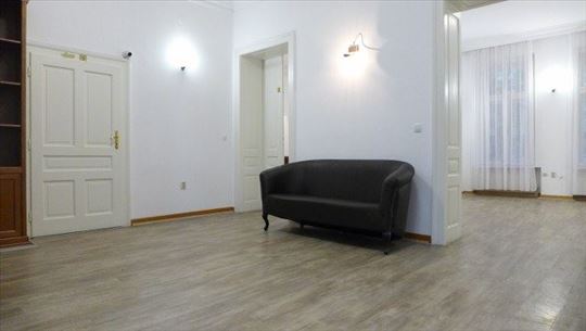 Desanke Maksimović, 140m2, renoviran,parking mesto
