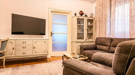 Jednoiposoban stan 41 m² – Durmitorska ulica ID#10
