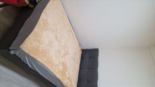 Krevet 140x200