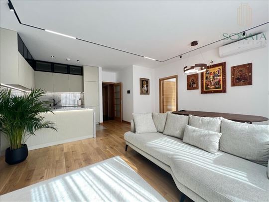 Lux 4.0 stan od 87m2, Šumatovačka