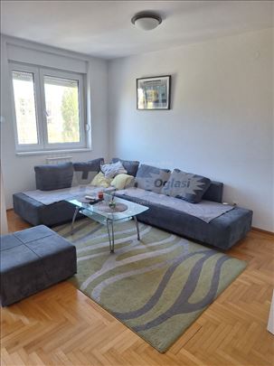 lep i svetao stan 50m2 Stepa Stepanovic