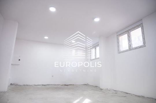 Poslovni prostor, 125m2, Olimp ID#10510