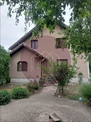 Subotica, Novi Žednik, odlična porodična kuća na 8