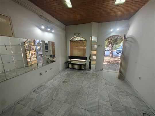 Vidikovac, kod Garden centra, lokal 28 m2