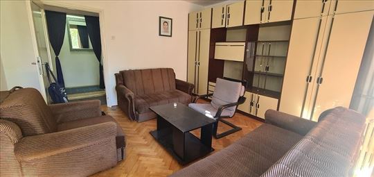 Zvezdara,Mirjive,72m2