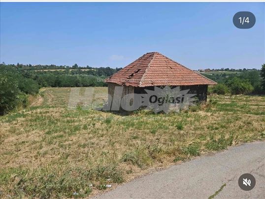 Građevinski plac na Kosmaju, 51ar
