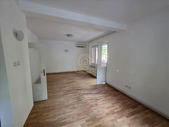Izdavanje, dupleks na Dedinju, Savski Venac, 4.0 s