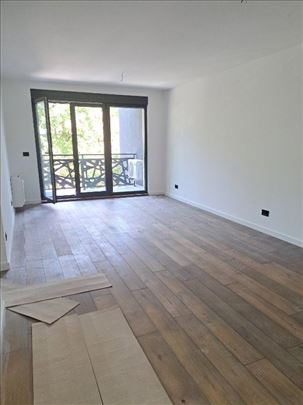 Karaburma, novo, 60m2, PDV 