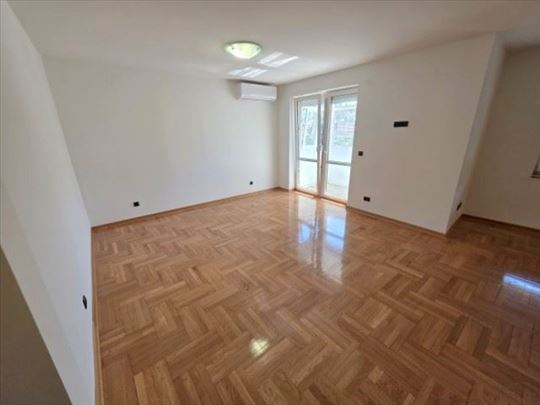 Zemun,Save Kovačević ,Romanijska,3.0,82m2,terase