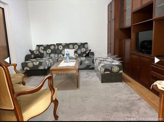 Izdaje se dvosoban stan u Žarkovu