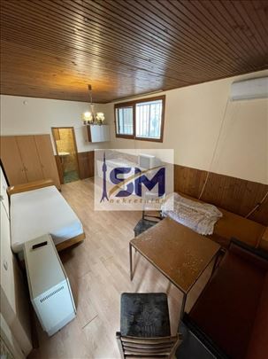 Zemun, useljiv stan 30m2