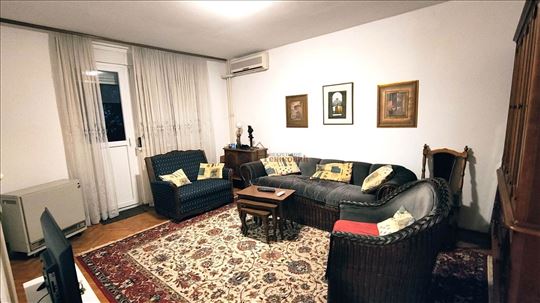 Stara Bežanija_ Zemunska 2,0 uknj. sa garažom