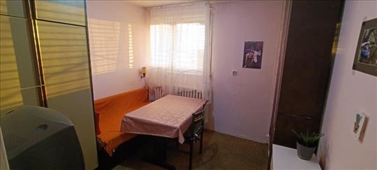 Voždovac, Fon, Vojvode Stepe, 28m2