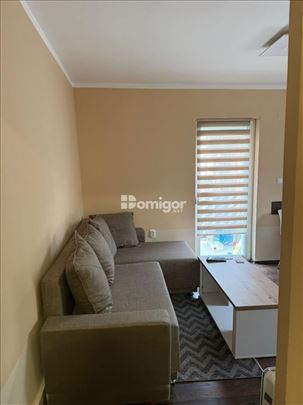 Apartman 2.0, 32m2, namešten, parking mesto