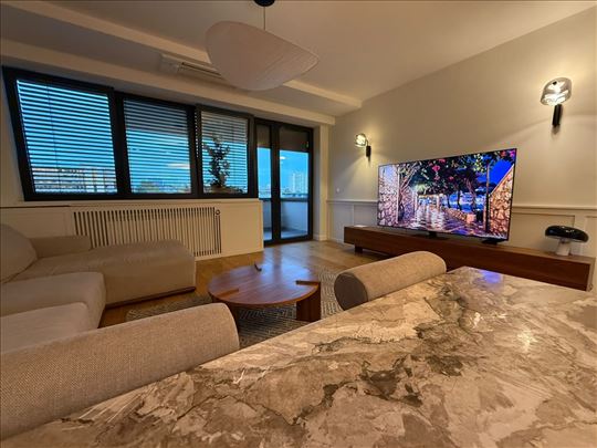 Blok 32, lux novogradnja, garaža, ID 26144