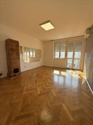 Dorćol-Cara Dušana-65m2-Uknjižen ID#3365