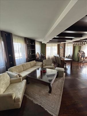 Ekskluzivan stan 120m² | 2 terase | garaža | kamin
