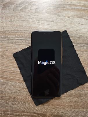HONOR MAGIC6 PRO 5G – 512GB / 12GB RAM – KAO NOV!