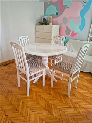 Komplet kružni sto na razvlačenje + 4 stolice