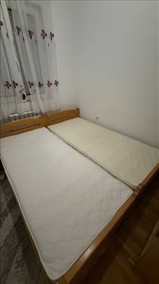 Kreveti sa dušecima