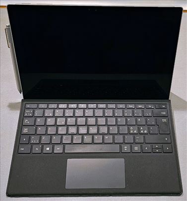 Microsoft Surface Pro 4 (1724)