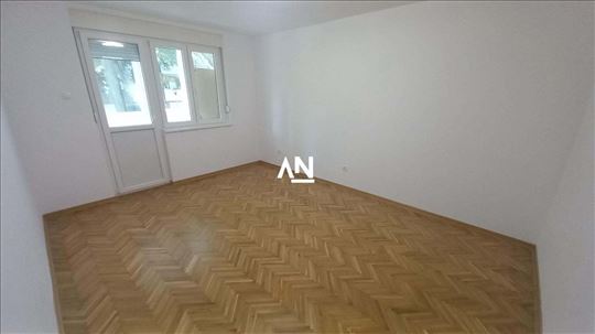 Novi Beograd, Blok 64 , Zemunska , 56m2 ID#46036